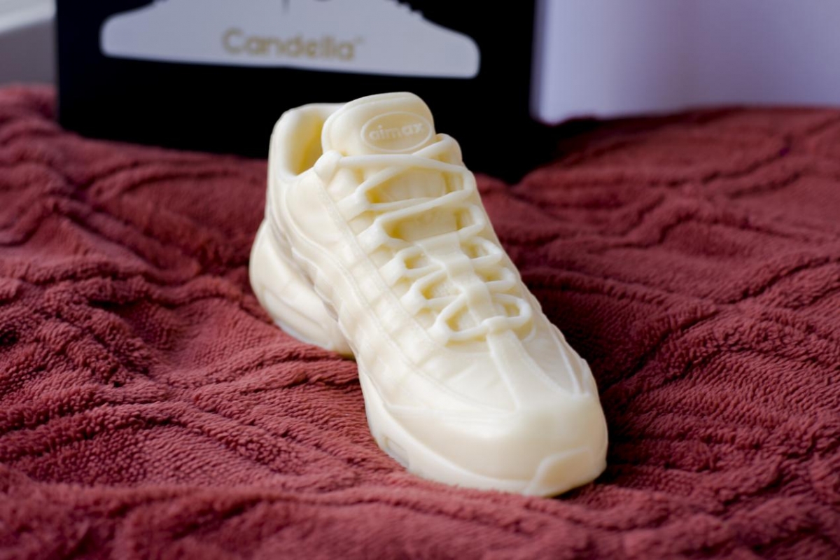 NIKE AIR MAX 95 Candles：White Soy Wax,1 to 1 Simulation Sculpture,Scented Candles,Citrus & Verbena Essential Oils, Sneaker Candle, Trainer Candle, Shoes Candle,In Gift Box,China Factory,Best Price-HOWCANDLE-Candles,Scented Candles,Aromatherapy Candles,Soy Candles,Vegan Candles,Jar Candles,Pillar Candles,Candle Gift Sets,Essential Oils,Reed Diffuser,Candle Holder,