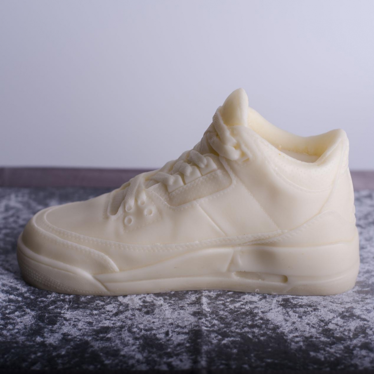 NIKE AIR JORDAN 3 Candles：White Soy Wax,1 to 1 Simulation Sculpture,Scented Candles, Essential Oils, Sneaker Candle, Trainer Candle, Shoes Candle,In Gift Box,China Factory,Best Price-HOWCANDLE-Candles,Scented Candles,Aromatherapy Candles,Soy Candles,Vegan Candles,Jar Candles,Pillar Candles,Candle Gift Sets,Essential Oils,Reed Diffuser,Candle Holder,