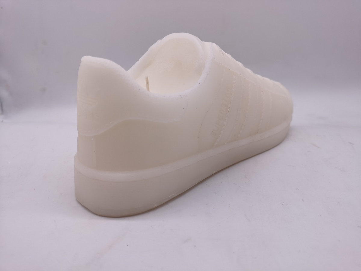 ADIDAS Shell Toe Candles：White Soy Wax,1 to 1 Simulation Sculpture,Scented Candles, Essential Oils, Sneaker Candle, Trainer Candle, Shoes Candle,In Gift Box,China Factory,Best Price-HOWCANDLE-Candles,Scented Candles,Aromatherapy Candles,Soy Candles,Vegan Candles,Jar Candles,Pillar Candles,Candle Gift Sets,Essential Oils,Reed Diffuser,Candle Holder,