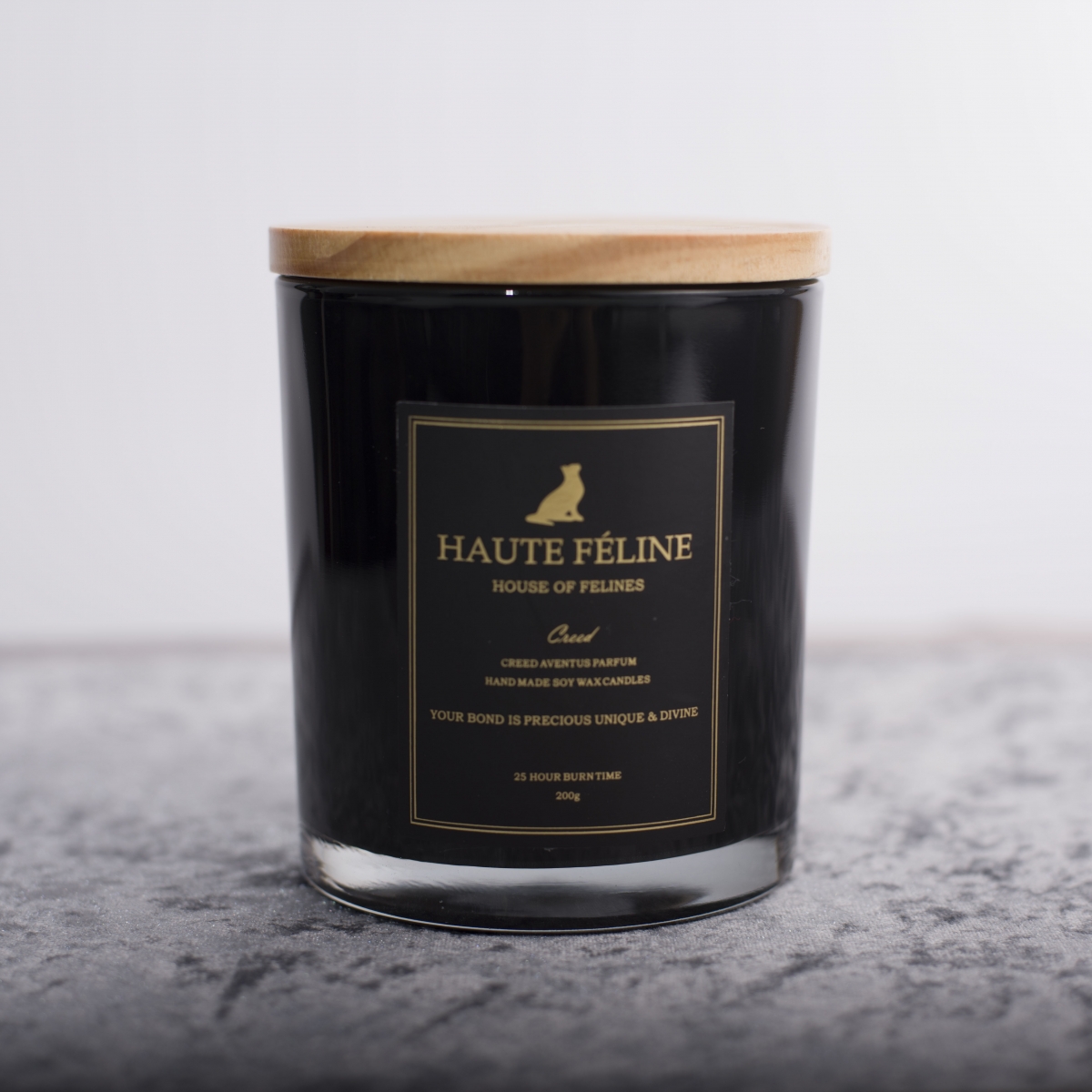 Scented Candles -Best Soy Candles,Creed Aventus ,Perfume Candles ,Wooden Wick ,Shiny Black Candle Jar ,Gold Foil Label, China Factory ,Price-HOWCANDLE-Candles,Scented Candles,Aromatherapy Candles,Soy Candles,Vegan Candles,Jar Candles,Pillar Candles,Candle Gift Sets,Essential Oils,Reed Diffuser,Candle Holder,