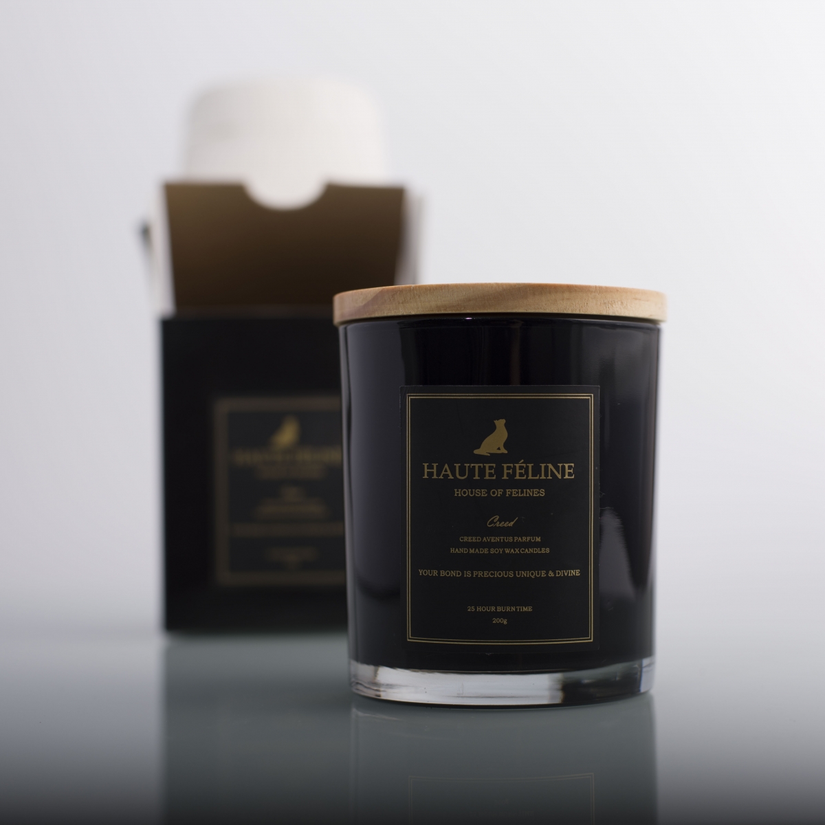 Scented Candles -Best Soy Candles,Creed Aventus ,Perfume Candles ,Wooden Wick ,Shiny Black Candle Jar ,Gold Foil Label, China Factory ,Price-HOWCANDLE-Candles,Scented Candles,Aromatherapy Candles,Soy Candles,Vegan Candles,Jar Candles,Pillar Candles,Candle Gift Sets,Essential Oils,Reed Diffuser,Candle Holder,