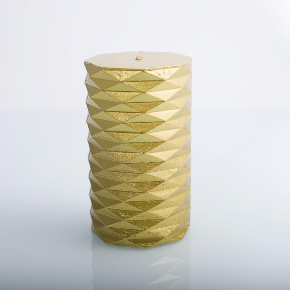Pillar Candles：Big Size, Diamond Cut, Gold Color, Soy Wax, Chrstmas Decoration, China Factory, Cheap Price-HOWCANDLE-Candles,Scented Candles,Aromatherapy Candles,Soy Candles,Vegan Candles,Jar Candles,Pillar Candles,Candle Gift Sets,Essential Oils,Reed Diffuser,Candle Holder,