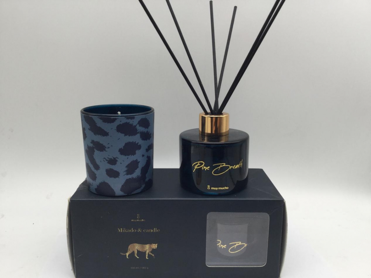 Supply Leopard Print Scented Candles Reed Diffuser Gift Set Best Quality From China Factory-HOWCANDLE-Scented Candles,Soy Candles,Beeswax Candles,Tea light Candles,Citronella Candles,Tin Candles,Jar Candles,Taper Candles,Pillar Candles,Jo Malone Candles,Gift Set Candles,Wooden Wicks Candles,Tom Ford Candles,Man Candles,Essential Oils,Perfume Oils,Fragrance Oils,Reed Diffuser,Oil Diffusers,Candle Holder,Wax Warmer,