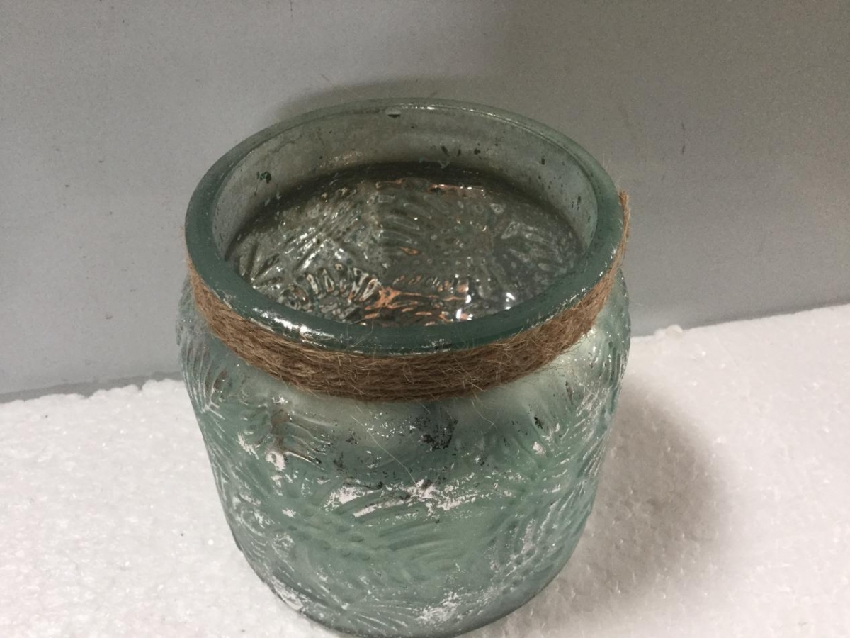 Candle Holder :Big Size ,Silver Foil ,Monstera ,Green Glass Jar ,Hemp Rope ,China Factory ,Wholesale Price-HOWCANDLE-Candles,Scented Candles,Aromatherapy Candles,Soy Candles,Vegan Candles,Jar Candles,Pillar Candles,Candle Gift Sets,Essential Oils,Reed Diffuser,Candle Holder,