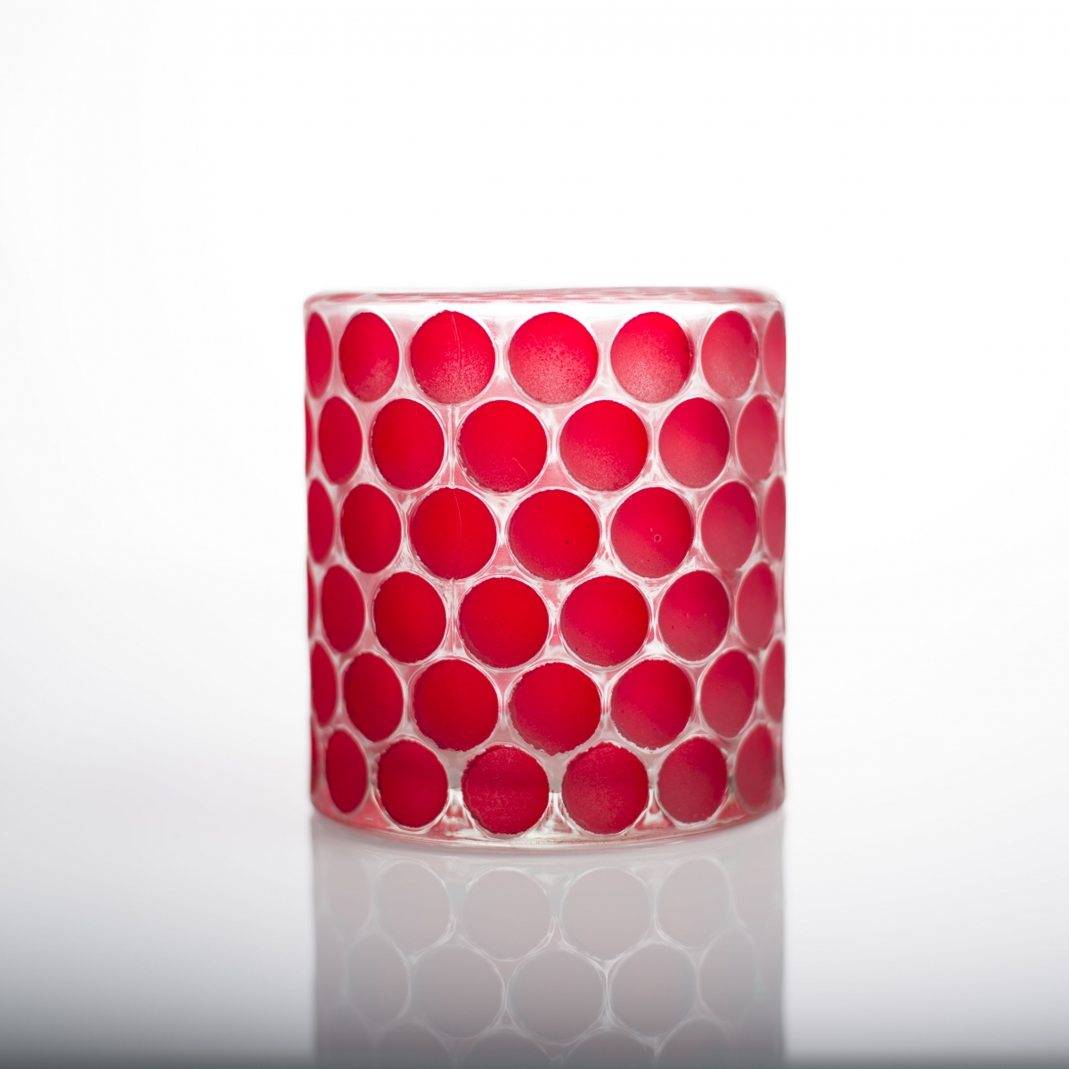 Candle Holder : Polish Glass ,Red Dot , Dot Embossing ,Chirstmas Home Decoration ,China Factory Price-HOWCANDLE-Candles,Scented Candles,Aromatherapy Candles,Soy Candles,Vegan Candles,Jar Candles,Pillar Candles,Candle Gift Sets,Essential Oils,Reed Diffuser,Candle Holder,