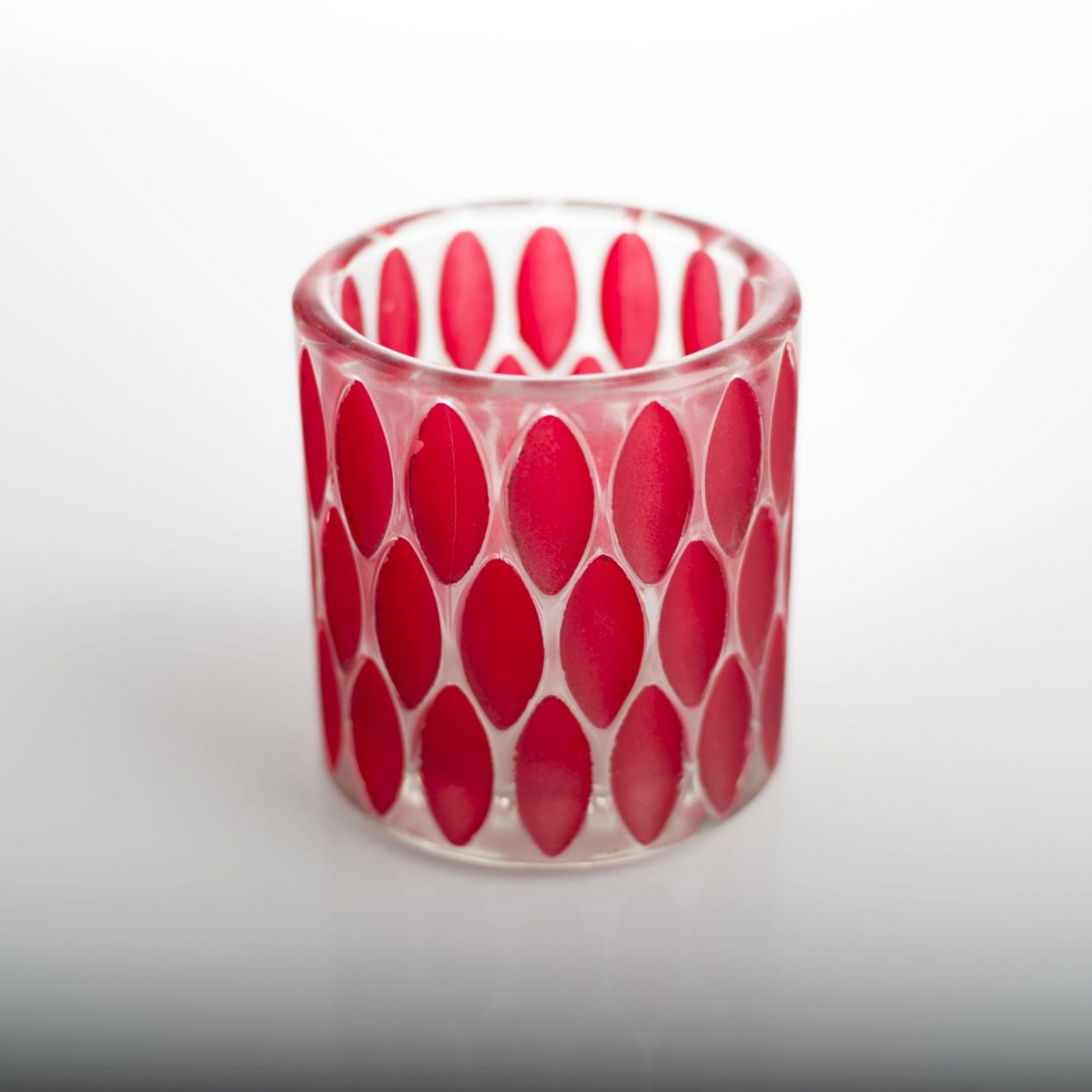 Candle Holder :Polish Glass ,Red Geometric Leaf ,Embossing Glass ,Spring ,Home Decoration ,China Factory ,Wholesale Price-HOWCANDLE-Candles,Scented Candles,Aromatherapy Candles,Soy Candles,Vegan Candles,Jar Candles,Pillar Candles,Candle Gift Sets,Essential Oils,Reed Diffuser,Candle Holder,
