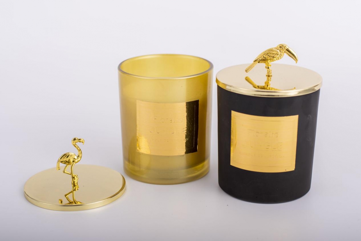 Luxury Candles-Best Soy Wax ,Natural Essential Oils ,Scented Candles In Glass Jar ,Gold Flamingo Metal Lid ,Aromatherapy ,China Factory ,Price-HOWCANDLE-Candles,Scented Candles,Aromatherapy Candles,Soy Candles,Vegan Candles,Jar Candles,Pillar Candles,Candle Gift Sets,Essential Oils,Reed Diffuser,Candle Holder,