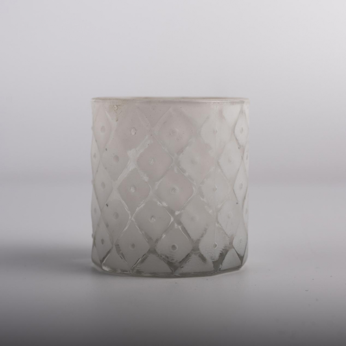 Wholesale Polish Embossed Honeycomb Glass Candle Holder Ceramic White Woven Pattern DornockHome Decoration China Factory Supply NL USA-HOWCANDLE-Scented Candles,Soy Candles,Beeswax Candles,Tea light Candles,Citronella Candles,Tin Candles,Jar Candles,Taper Candles,Pillar Candles,Jo Malone Candles,Gift Set Candles,Wooden Wicks Candles,Tom Ford Candles,Man Candles,Essential Oils,Perfume Oils,Fragrance Oils,Reed Diffuser,Oil Diffusers,Candle Holder,Wax Warmer,
