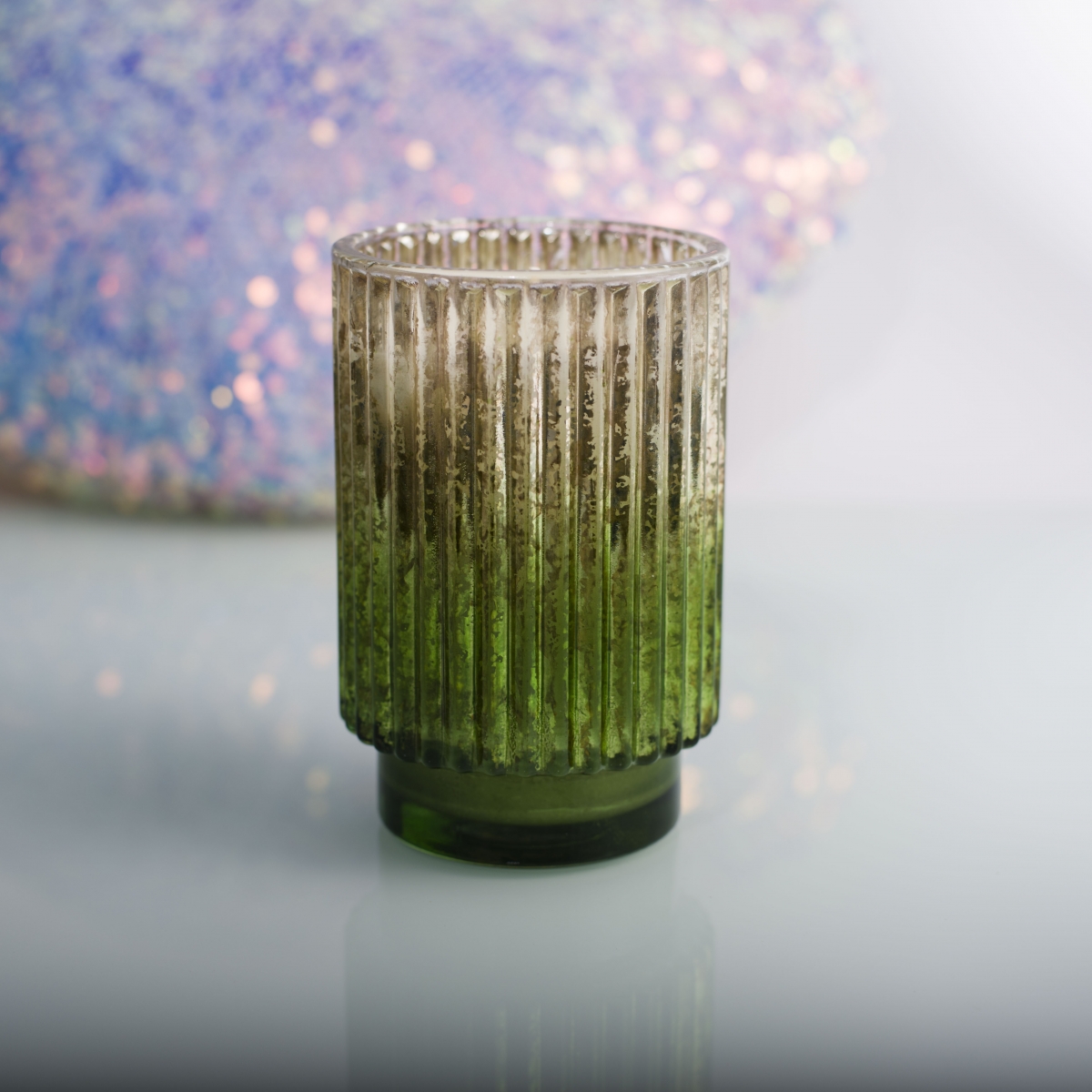 Christmas Candle Gift Sets : Stripe Embossed Glass Jar ,Retro Green ,China Factory ,Wholesale Price-HOWCANDLE-Candles,Scented Candles,Aromatherapy Candles,Soy Candles,Vegan Candles,Jar Candles,Pillar Candles,Candle Gift Sets,Essential Oils,Reed Diffuser,Candle Holder,