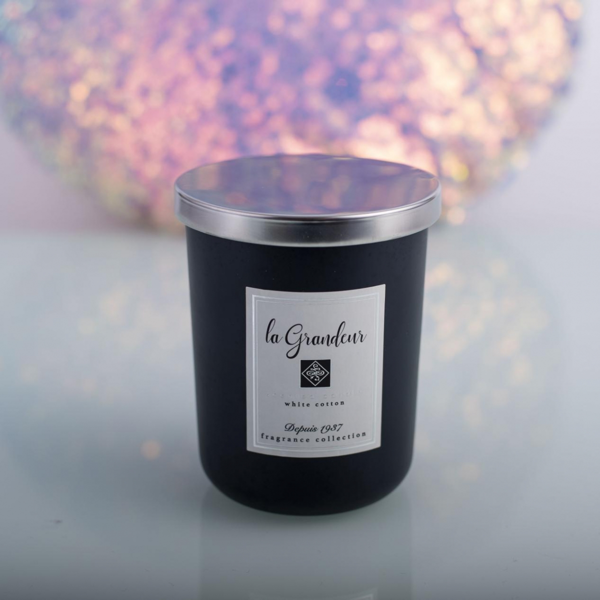 Scented Candles : White Cotton , Matte Black Candle Jar ,China Factory , Cheap Price-HOWCANDLE-Candles,Scented Candles,Aromatherapy Candles,Soy Candles,Vegan Candles,Jar Candles,Pillar Candles,Candle Gift Sets,Essential Oils,Reed Diffuser,Candle Holder,