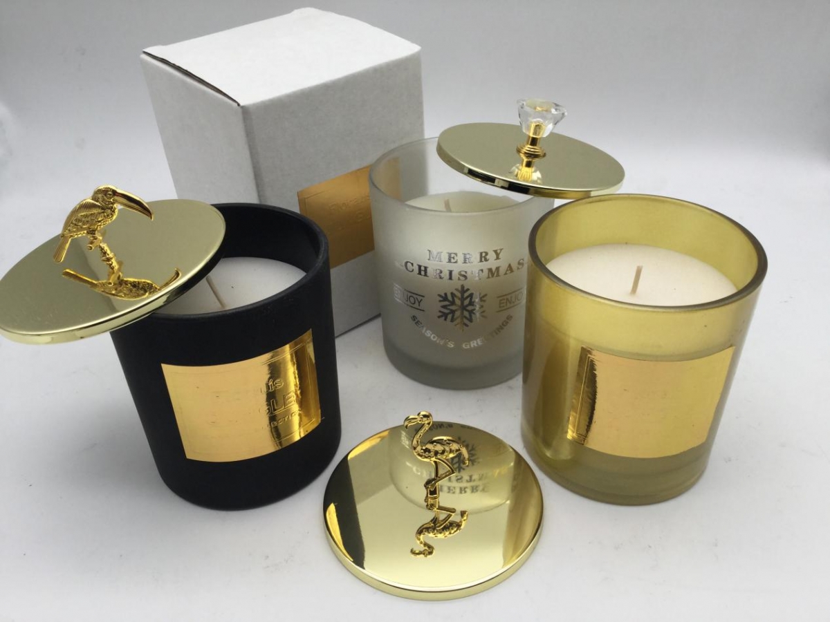 Scented Candles – Luxury Candle , Matte White Candle Jar, Diamond Lid , Silver Snowflake ,China Factory Price-HOWCANDLE-Candles,Scented Candles,Aromatherapy Candles,Soy Candles,Vegan Candles,Jar Candles,Pillar Candles,Candle Gift Sets,Essential Oils,Reed Diffuser,Candle Holder,