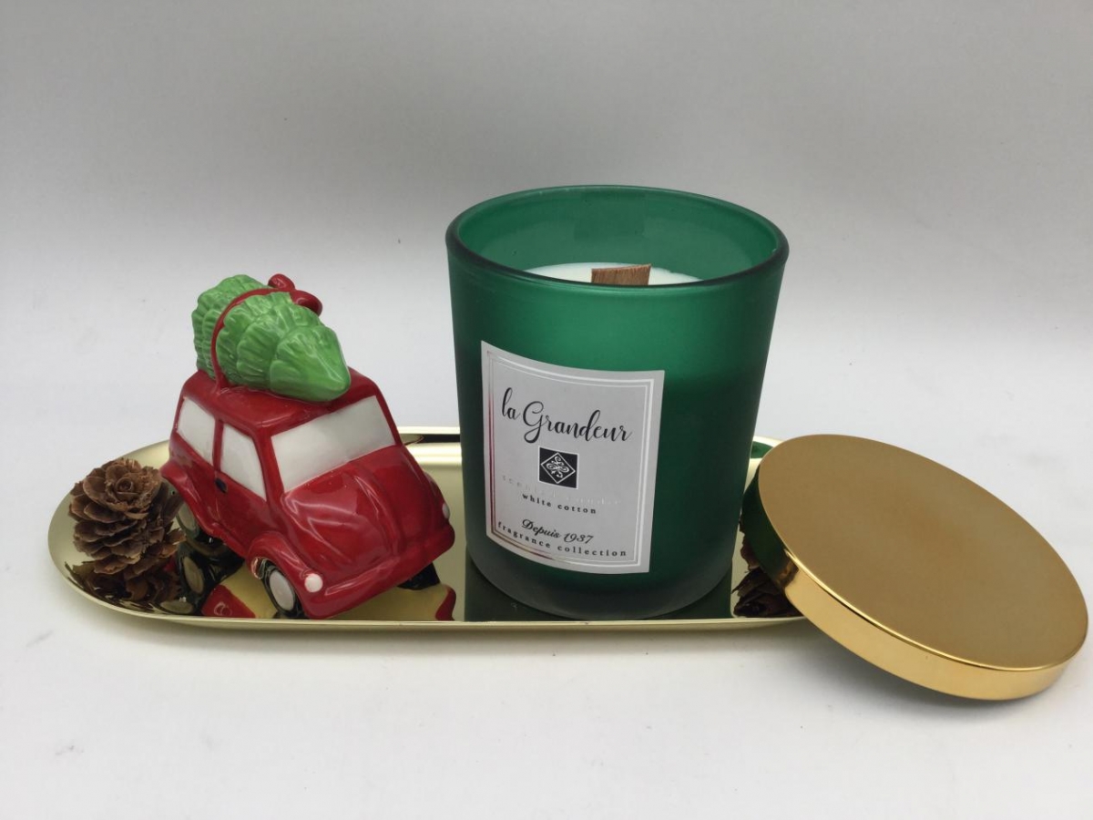Scented Candles -Matte Green , Candle Jar , Gold Metal Lid , White Cotton Candles, China Factory , Cheap Price-HOWCANDLE-Candles,Scented Candles,Aromatherapy Candles,Soy Candles,Vegan Candles,Jar Candles,Pillar Candles,Candle Gift Sets,Essential Oils,Reed Diffuser,Candle Holder,