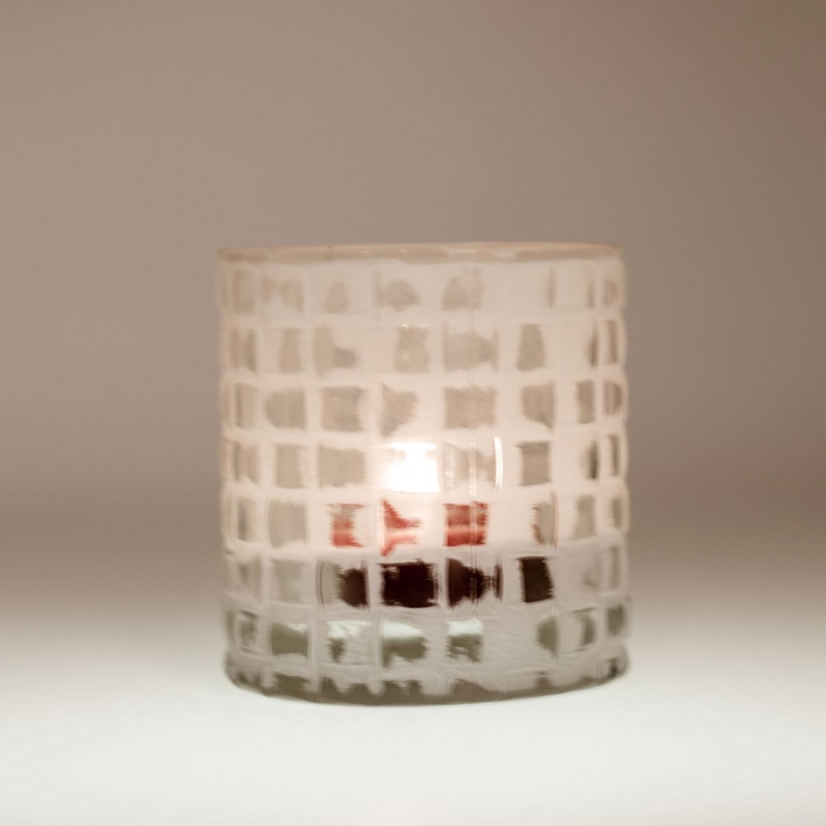 Candle Holder ：Honeycomb Glass Jar , Polished Color ,Ceramic White , Home Sweet Home , China Factory Price-HOWCANDLE-Candles,Scented Candles,Aromatherapy Candles,Soy Candles,Vegan Candles,Jar Candles,Pillar Candles,Candle Gift Sets,Essential Oils,Reed Diffuser,Candle Holder,