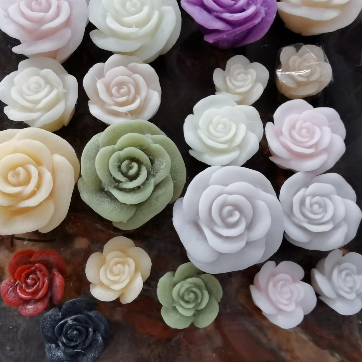 Flower Candles -Natural Fragrance ,Shaped Rose Flower ,Vegan Candles ,China Factory ,Price-HOWCANDLE-Candles,Scented Candles,Aromatherapy Candles,Soy Candles,Vegan Candles,Jar Candles,Pillar Candles,Candle Gift Sets,Essential Oils,Reed Diffuser,Candle Holder,