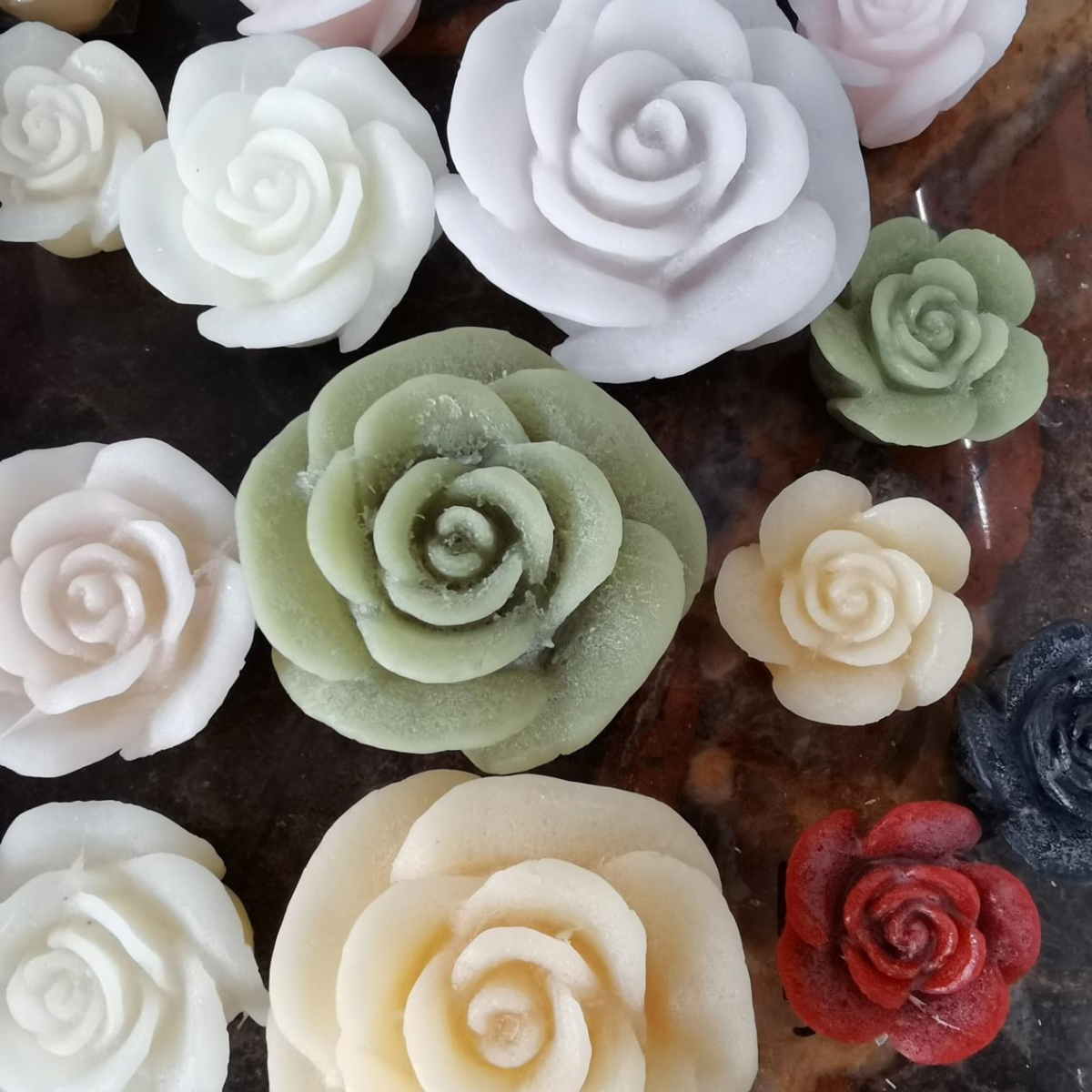 Scented Candles -Rose Shaped Flower Candles ,Beeswax Candles ,China Factory ,Price-HOWCANDLE-Candles,Scented Candles,Aromatherapy Candles,Soy Candles,Vegan Candles,Jar Candles,Pillar Candles,Candle Gift Sets,Essential Oils,Reed Diffuser,Candle Holder,